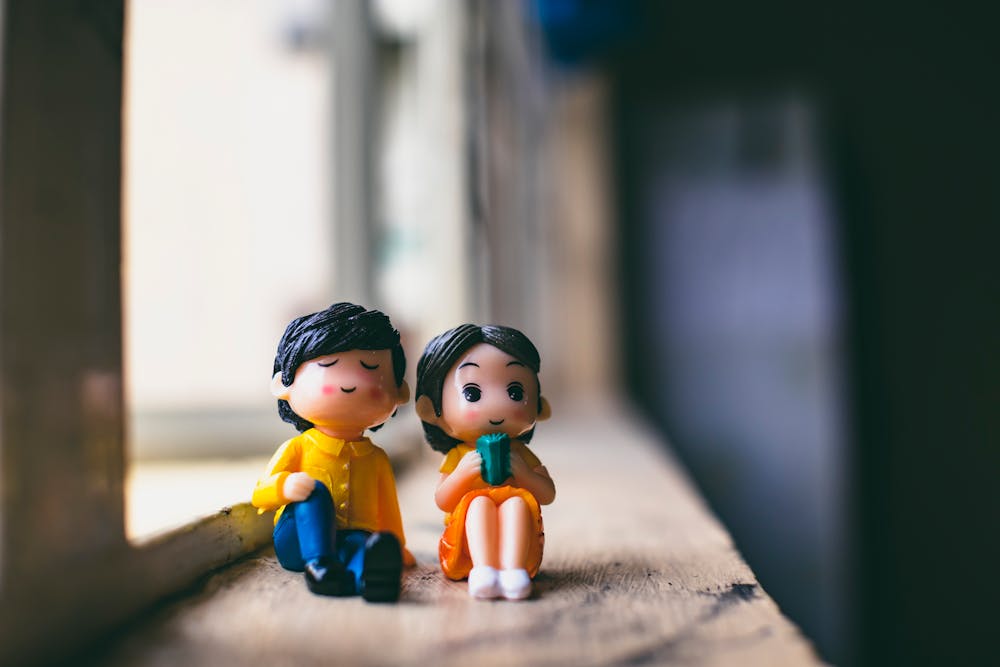 Mindful Relationships: Building Connections with Presence