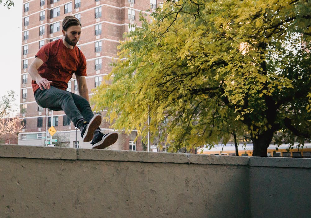 Parkour for Beginners: Navigating Urban Landscapes with Skill