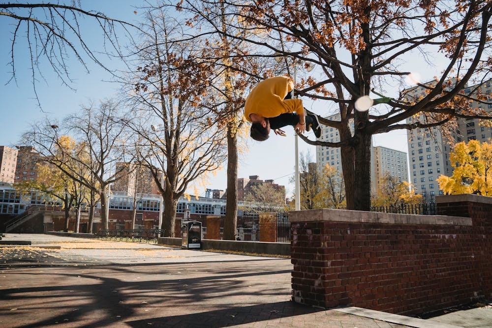 Parkour for Beginners: Navigating Urban Landscapes with Skill