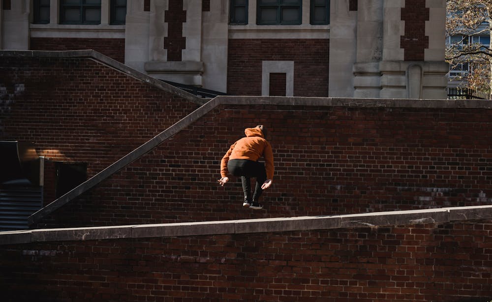 Parkour for Beginners: Navigating Urban Landscapes with Skill