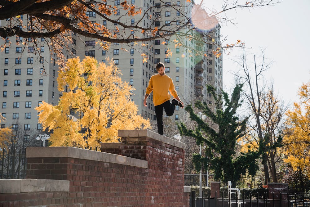 Parkour for Beginners: Navigating Urban Landscapes with Skill